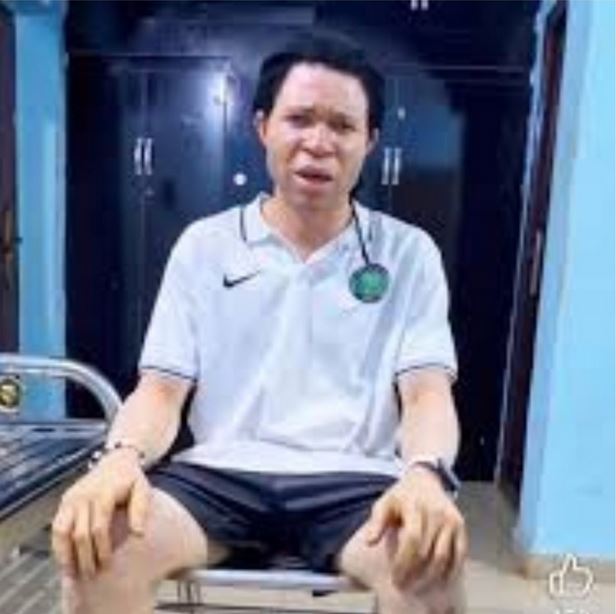 De Young Chief Priest