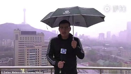 See the Shocking Moment a Weather Reporter Was Struck by Lightning