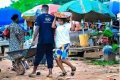 Bride Hawks Tomatoes, Groom Pushes Wheelbarrow In Lovely Pre-wedding Shoot 