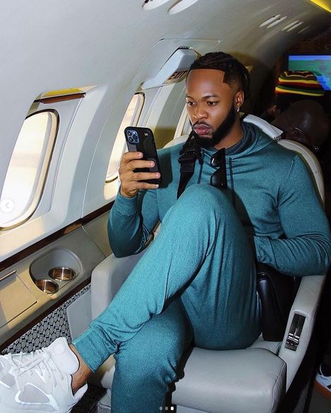 Nigerian Singer, Flavour Reportedly Gets N1.2bn For His Biopic On Amazon Prime