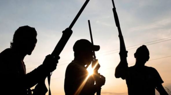Panic As Firing Gunmen Enforce Sit-At-Home In Asaba