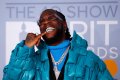 Burna Boy Apologises to Nigerian Blogs, Says Western Outlets Worse