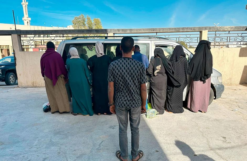 Libyan Driver Arrested For Smuggling Seven Nigerian Women And One Man